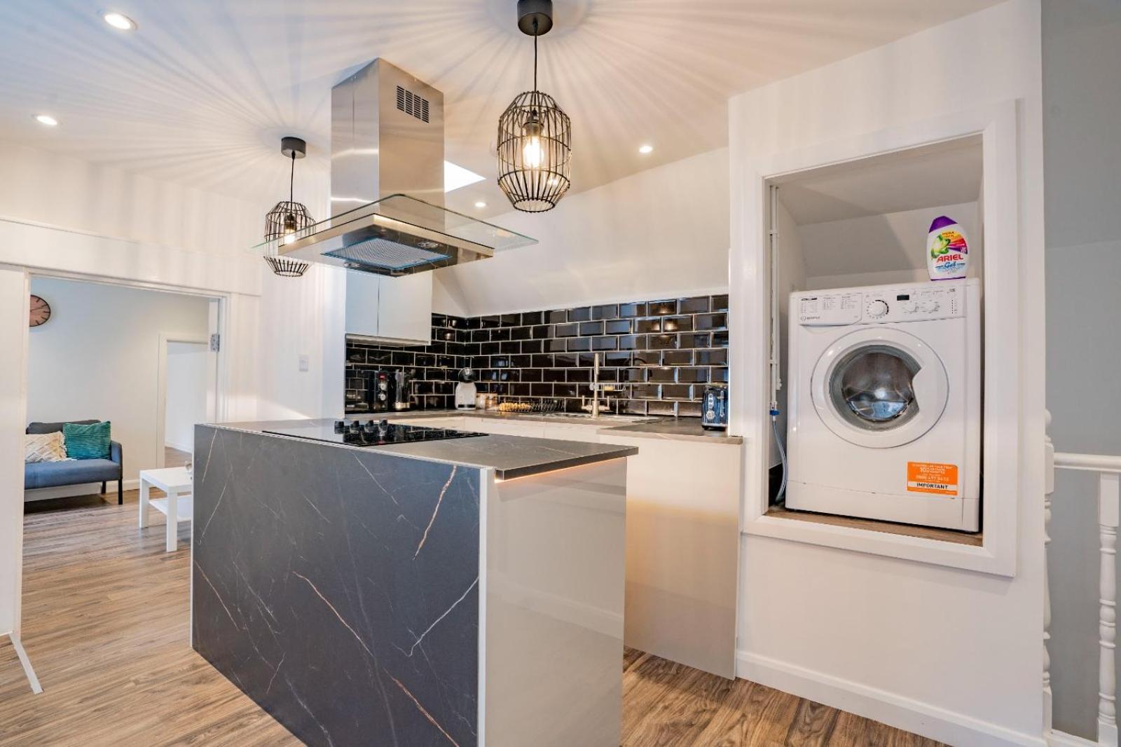Apartment Retreat 2 Bed Flat *