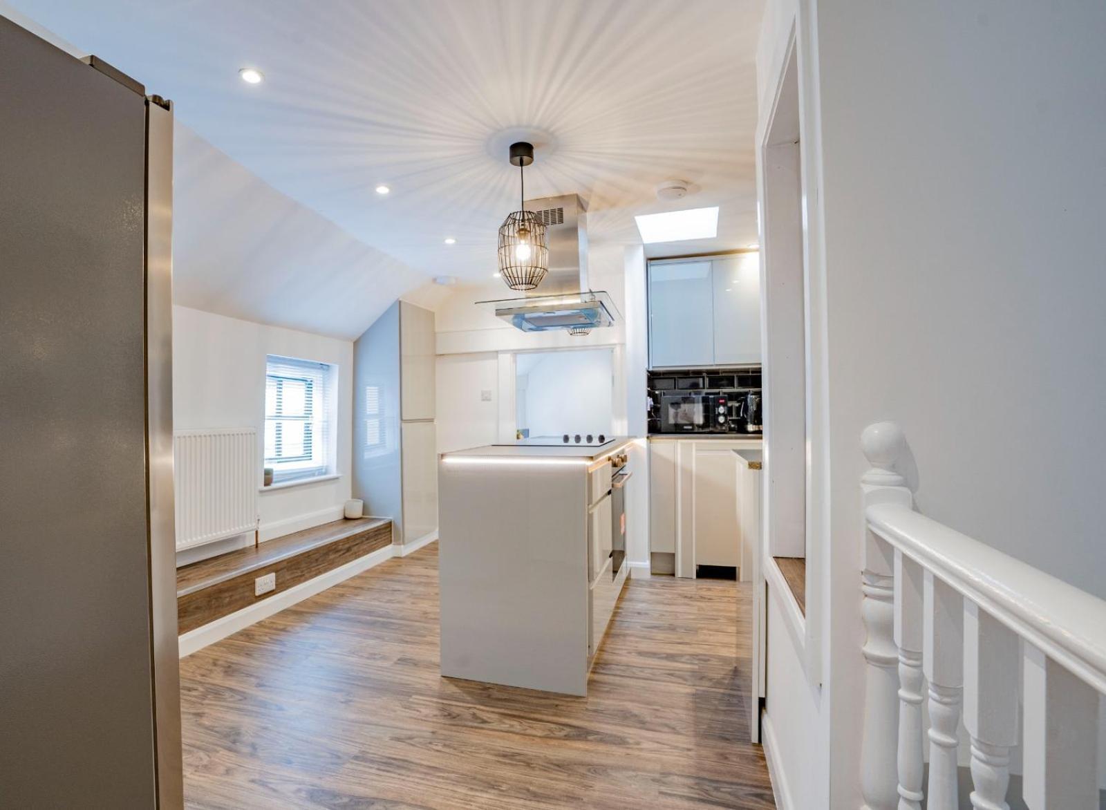 Apartment Retreat 2 Bed Flat Uxbridge